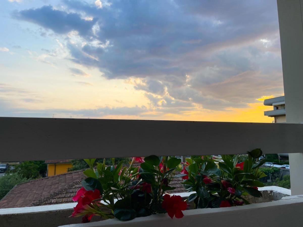 Appartamento Orizzonte Viareggio Luaran gambar
