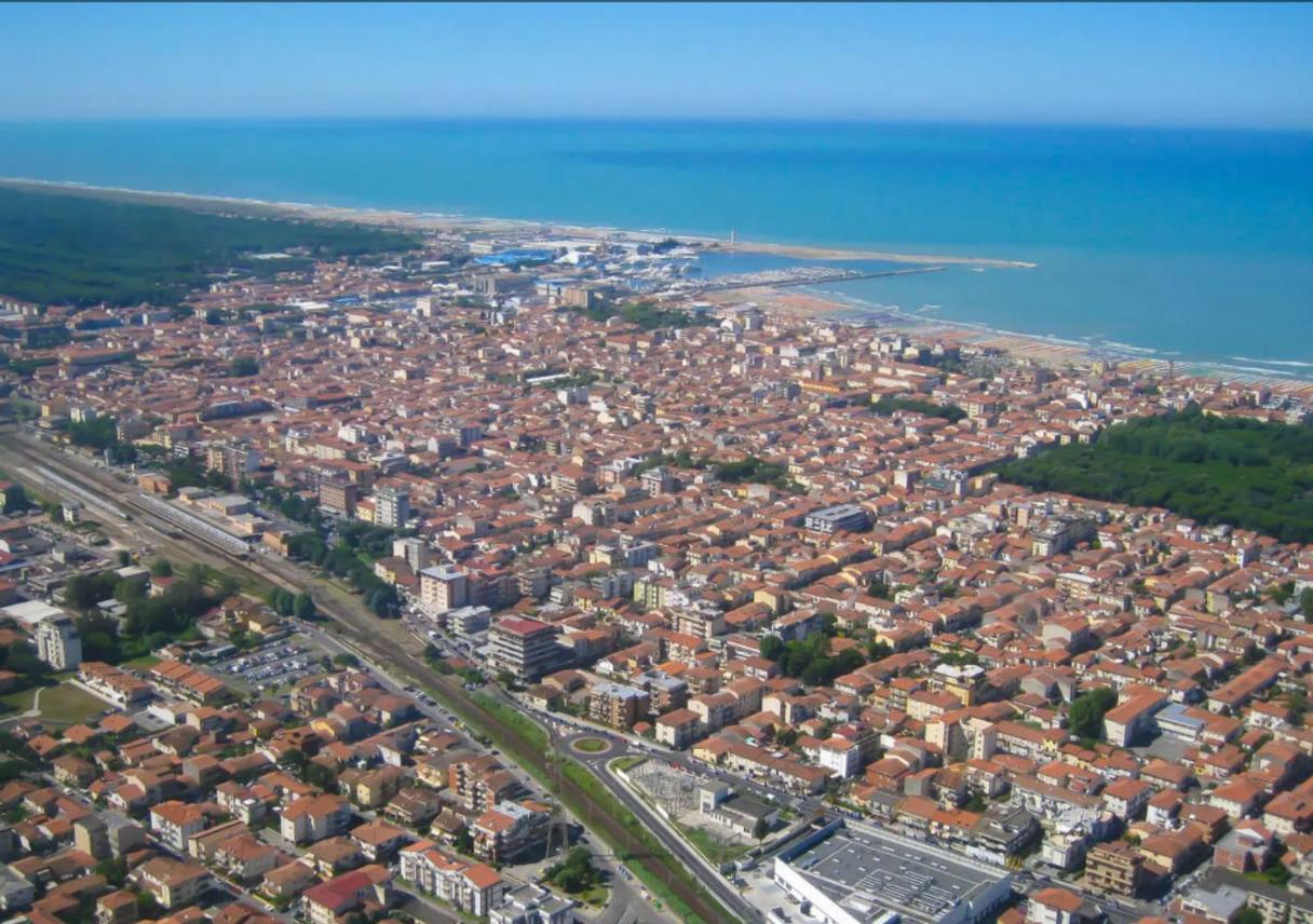 Appartamento Orizzonte Viareggio Luaran gambar